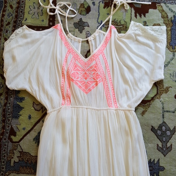 Flying Tomato maxi dress size medium - Picture 2 of 2